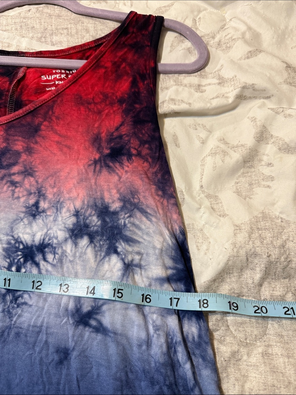 torrid Red White Navy Ombre Tie-Dye V-Neck Tank - Picture 4 of 6